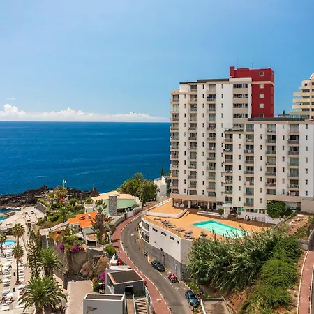 Pool And Incredible Sea View Do Mar I * Funchal (Madeira)