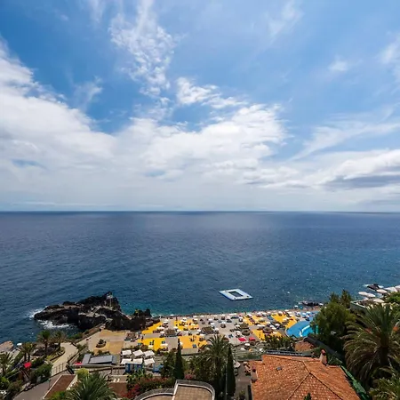 Pool And Incredible Sea View Do Mar I Apartment Funchal (Madeira)
