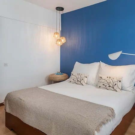 Апартаменты Incredible Sea View Do Mar I *